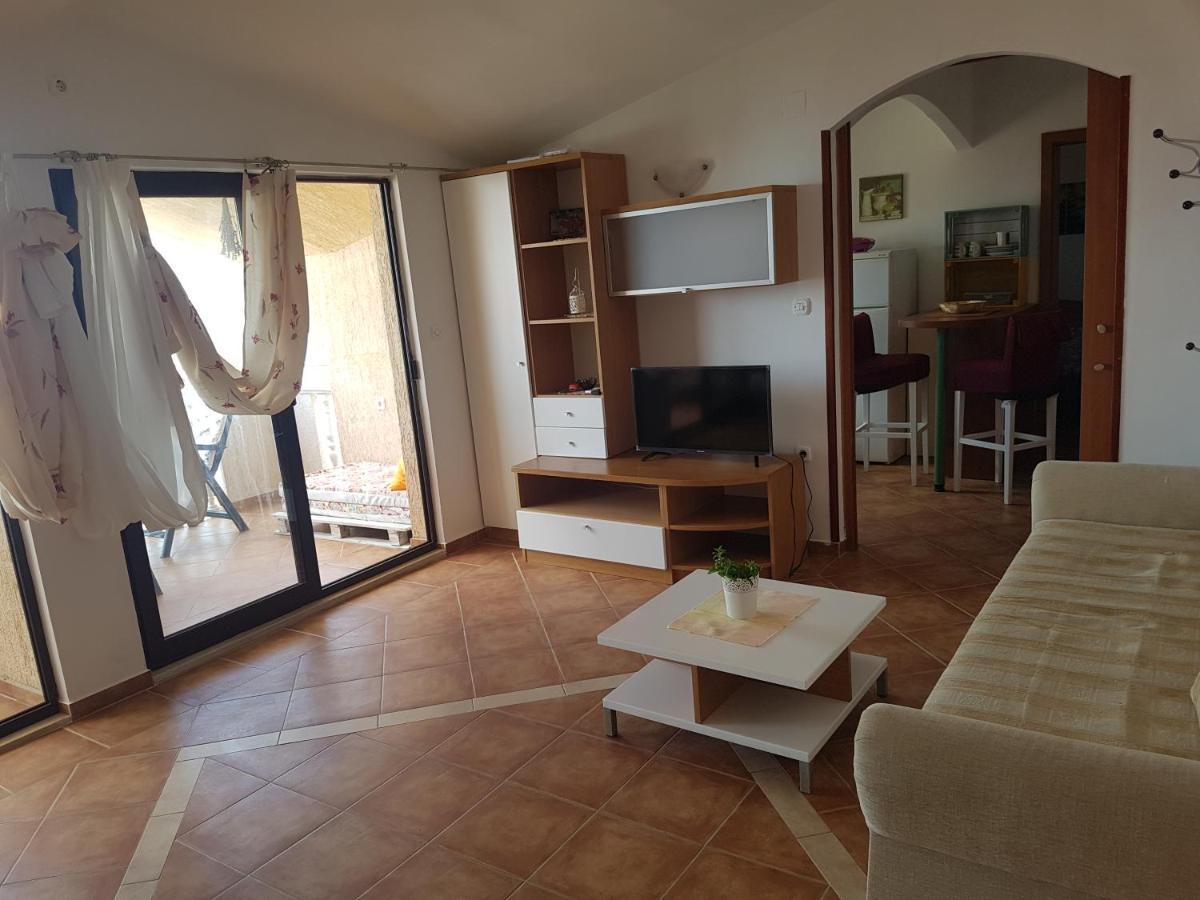 Villa Ivan بيبينيا المظهر الخارجي الصورة